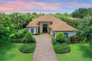 9826 SE Sandpine Ln, Hobe Sound, FL 33455, Sold 10/15/20