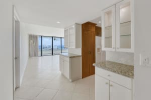 3589 S Ocean Blvd, South Palm Beach, FL 33480, Sold 10/30/20