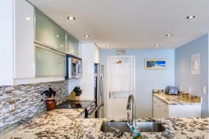 2200 NE 33rd Ave #14e, Fort Lauderdale, FL 33305, Sold 09/28/20