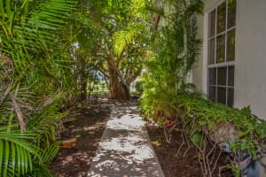 66 Marina Gardens Dr, Palm Beach Gardens, FL 33410, Sold 10/30/20