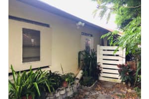 455 Glenwood Dr, West Palm Beach, FL 33415, Sold 09/18/20