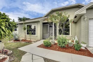 9013 Carma Dr, Boynton Beach, FL 33472, Sold 09/15/20
