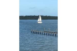 8200 Lakeshore Dr, Hypoluxo, FL 33462, Sold 08/31/20