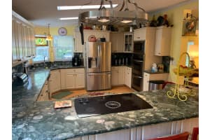 8000 SE Paradise Dr, Stuart, FL 34997, Sold 08/21/20