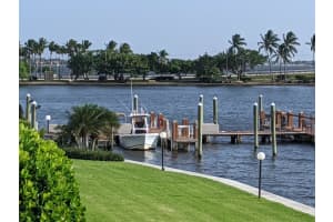 2840 S Ocean Blvd, Palm Beach, FL 33480, Sold 02/12/21