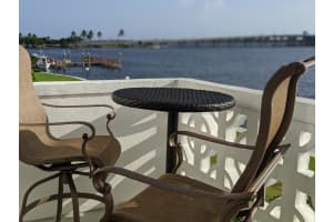 2840 S Ocean Blvd, Palm Beach, FL 33480, Sold 02/12/21