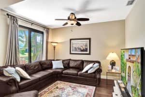 5901 Fox Hollow Dr, Boca Raton, FL 33486, Sold 09/11/20