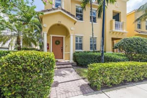 108 W Pigeon Plum Dr, Jupiter, FL 33458, Sold 08/04/20
