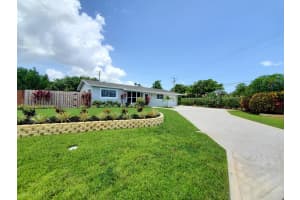 201 SW 12th St, Boca Raton, FL 33432, Sold 08/07/20