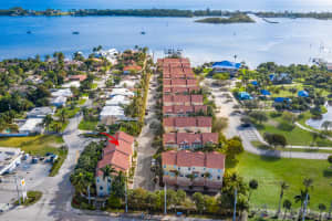 104 Harbors Way, Boynton Beach, FL 33435, Sold 09/14/20