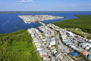 9900 S Ocean Dr, Jensen Beach, FL 34957, Sold 09/16/20