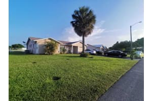 9404 NW 74th St, Tamarac, FL 33321, Sold 08/06/20
