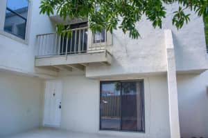 12126 Regal Ct E, Wellington, FL 33414, Sold 08/14/20