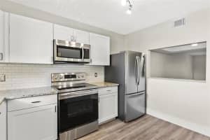 327 Southwind Dr, North Palm Beach, FL 33408, Sold 10/07/20