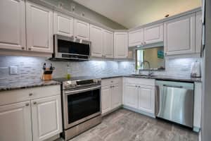 10619 SE Rosemarie Ct, Hobe Sound, FL 33455, Sold 08/21/20