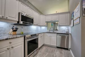 10619 SE Rosemarie Ct, Hobe Sound, FL 33455, Sold 08/21/20