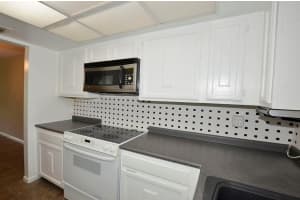 1901 Indian River Blvd APT E103, Vero Beach, FL 32960, Sold 08/11/20