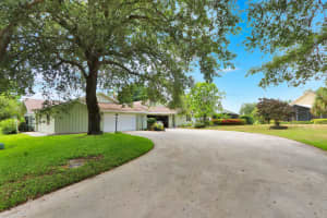 12716 SE Pinehurst Ct, Hobe Sound, FL 33455, Sold 10/07/20