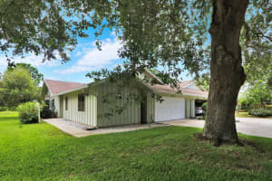 12716 SE Pinehurst Ct, Hobe Sound, FL 33455, Sold 10/07/20