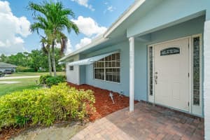 3056 Merion Terrace, Lake Worth, FL 33467, Sold 08/31/20