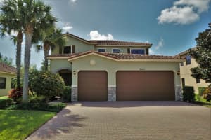 5065 55th St, Vero Beach, FL 32967, Sold 08/27/20