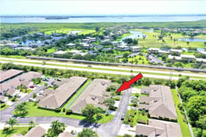 492 6th St, Vero Beach, FL 32962, Sold 09/02/20