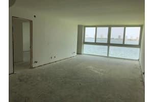 301 Lake Shore Dr, Lake Park, FL 33403, Sold 10/21/20