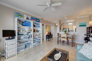 616 Clearwater Park Rd, West Palm Beach, FL 33401, Sold 11/06/20