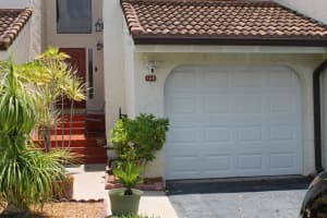 1800 Embassy Dr, West Palm Beach, FL 33401, Sold 12/23/20