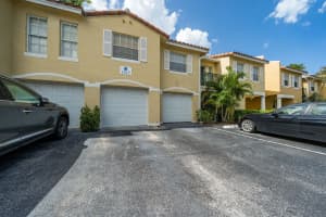 1015 Lake Shore Dr, Lake Park, FL 33403, Sold 09/04/20