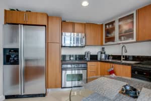 610 Clematis St, West Palm Beach, FL 33401, Sold 08/03/20