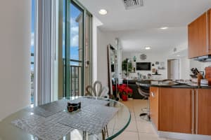 610 Clematis St, West Palm Beach, FL 33401, Sold 08/03/20
