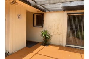 4253 Landar Dr, Lake Worth, FL 33463, Sold 08/21/20