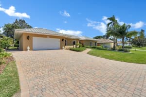 4124 SE Fairway E, Stuart, FL 34997, Sold 07/16/20