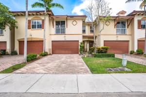 123 E Prive Cir, Delray Beach, FL 33445, Sold 08/31/20