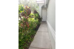 150 Prestige Dr, Royal Palm Beach, FL 33411, Sold 09/08/20