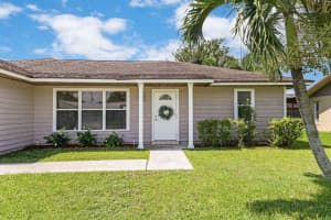 7660 Woodland Creek Ln, Lake Worth, FL 33467, Sold 08/31/20