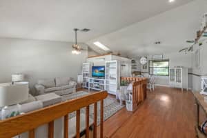 7660 Woodland Creek Ln, Lake Worth, FL 33467, Sold 08/31/20