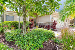 8349 Butler Greenwood Dr, Royal Palm Beach, FL 33411, Sold 09/04/20