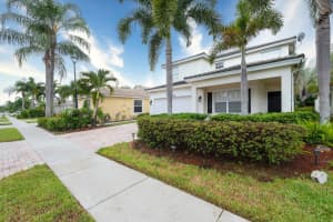 6795 Lantern Key Dr, Lake Worth, FL 33463, Sold 10/02/20