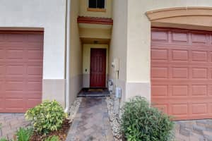 121 E Prive Cir, Delray Beach, FL 33445, Sold 10/02/20