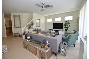 8035 Murano Cir, Palm Beach Gardens, FL 33418, Sold 08/25/20