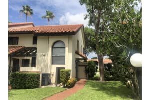 10223 N Circle Lake Dr, Boynton Beach, FL 33437, Sold 09/15/20