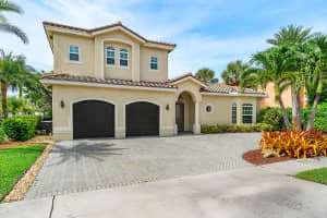 400 SW 17th St, Boca Raton, FL 33432, Sold 08/04/20