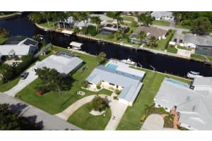 2224 5th Ct SE, Vero Beach, FL 32962, Sold 10/07/20