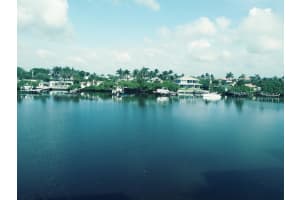 3575 S Ocean Blvd, South Palm Beach, FL 33480, Sold 01/15/21