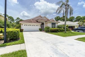 4824 SE Mariner Village Ln, Stuart, FL 34997, Sold 09/04/20