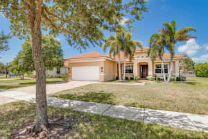 6744 Osage Cir, Greenacres, FL 33413, Sold 10/09/20