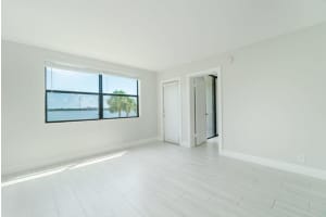 714 Executive Center Dr, West Palm Beach, FL 33401, Sold 09/14/20