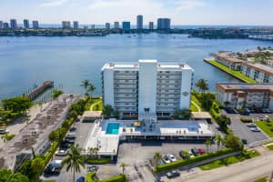3040 Lake Shore Dr, Riviera Beach, FL 33404, Sold 09/30/20